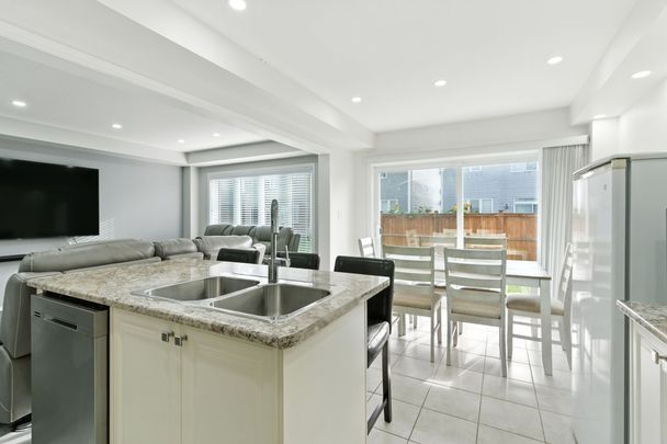 For Lease - 16 Froggy Drive, Thorold, Ontario - Photo 1