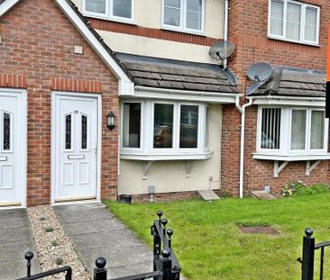 3 bedroom terraced house to rent - Photo 2