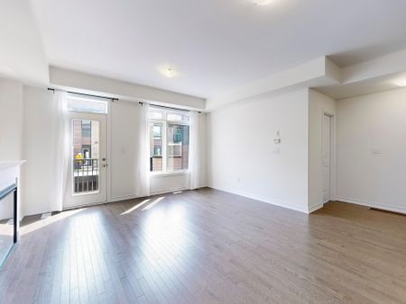 For Lease - 12 Gunton Street, Aurora, Ontario - Photo 2