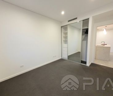 MODERN 2 BEDROOM APARTMENT FOR LEASE - Photo 4