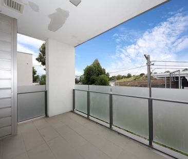 A215/59 Autumn Terrace, Clayton South VIC 3169 - Photo 3