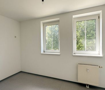 Perfekt aufgeteilte Jungfamilienwohnung mit Loggia im Bezirk Griesk... - Photo 4