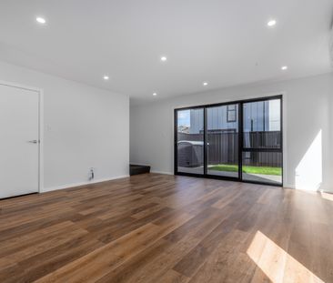 Wallaceville Living - Photo 5