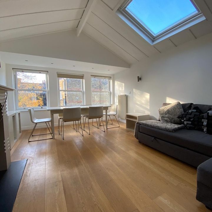 2 Bed Flat, Wandsworth Bridge Road, SW6 - Photo 1