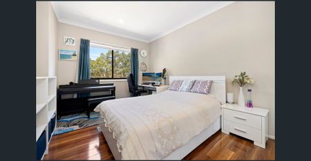 Modern 3-Bedroom Townhouse in the Heart of Liverpool - Photo 3