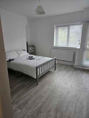Room in a Shared Flat, Meyrick House, E14 - Photo 1