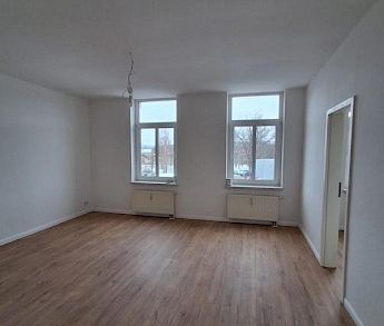 4 Zimmer Wohnung mit 2 Balkonen Viel Platz für die Familie - Photo 2