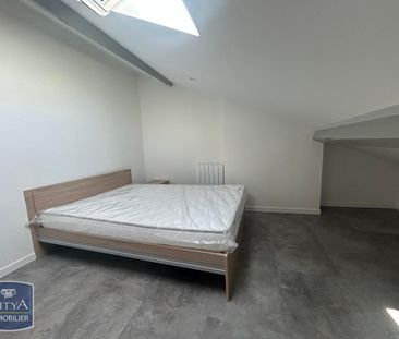 Location Appartement 2 pièces 20m² ST ETIENNE 42000 - Photo 2
