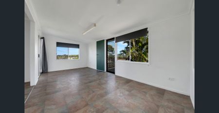 Spacious Family Home with Pool and plenty of Storage - Photo 4