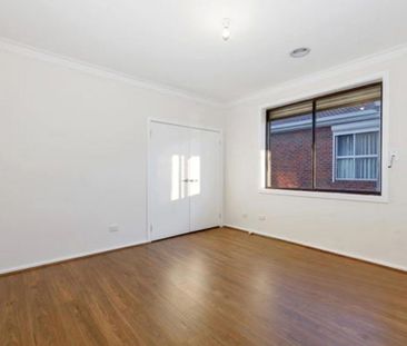 SPACIOUS FAMILY HOME - Photo 1