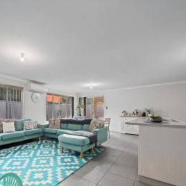 Walk your dog to the beach! - Photo 1