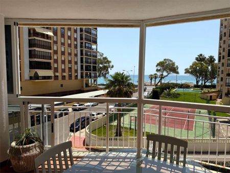 Piso de alquiler en Carrer Bassot, 11, La Curva - Photo 3