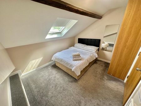 Lockwood Road, Huddersfield - Photo 5