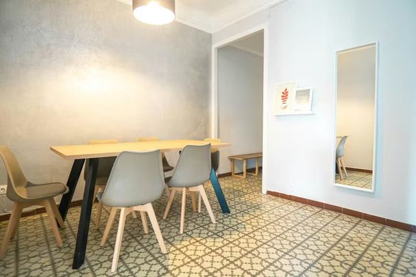 Passeig de Sant Joan, Barcelona, Catalonia 08037 - Photo 1