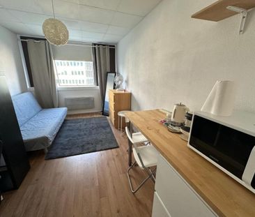 Location Appartement 1 pièce Meublé 20m² TOURS 37000 - Photo 2