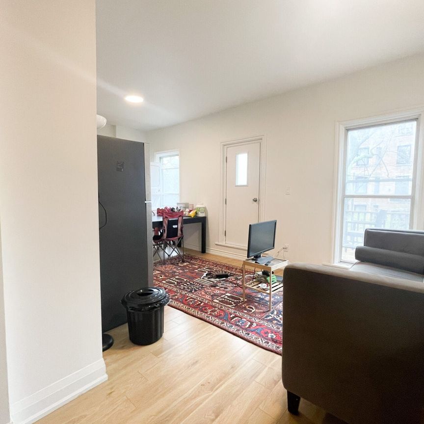 For Lease - 157 Huron Street Unit# 2, Toronto, Ontario - Photo 1