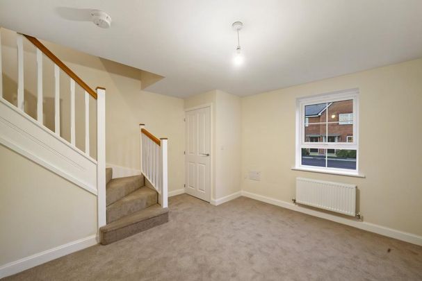 2 bedroom semi-detached house to rent - Photo 1