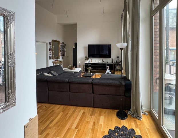 Elegantes Wohnen im Kloster – Gehobene 3 Zimmerwohnung mit zwei Balkonen und Blick in die Ferne! - Photo 1