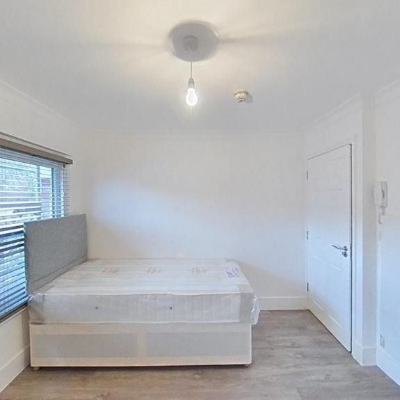 House share to rent - Photo 1