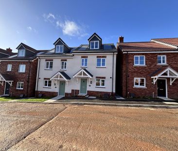 3 bedroom semi-detached house to rent - Photo 5