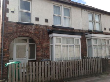 3 Bedroom Semi Detached To Rent in Dunkirk - Photo 3