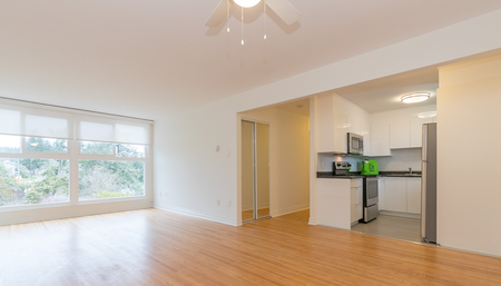 Christie Point Apartments - Photo 5