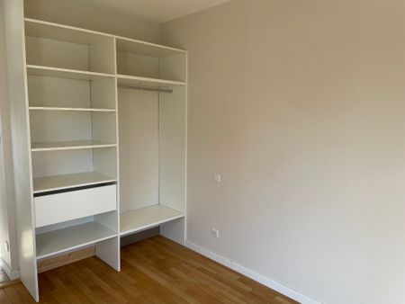 Location Appartement 3 pièces 71m² - Photo 4