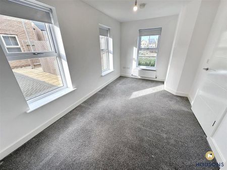 2 bedroom townhouse to rent - Photo 4