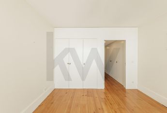 Apartamento T4 em Porto