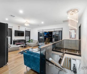 “Luxurious Family Living with Triple Kitchens & Premium Location - ... - Photo 5