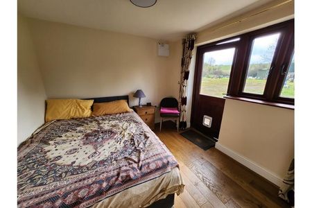 2 bedroom house share to rent - Photo 2