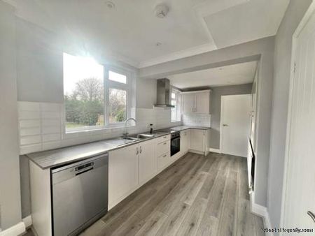 4 bedroom property to rent in Brentwood - Photo 4