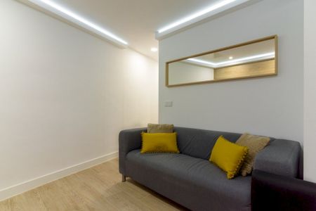 Large room close to the centre of Madrid - Photo 2