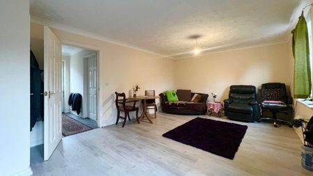3 bedroom terraced house to rent - Photo 4