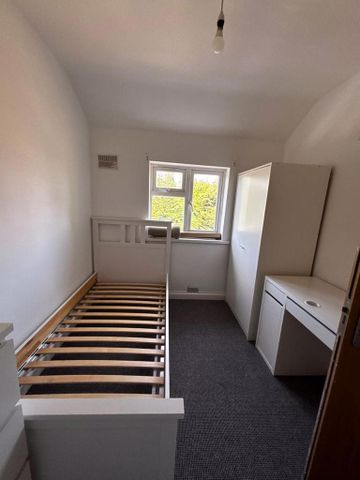 4 bedroom house share to rent - Photo 2
