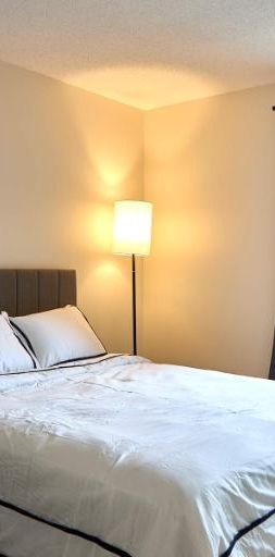 Grand appartement 5½ meublé – Disponible maintenant - Photo 1