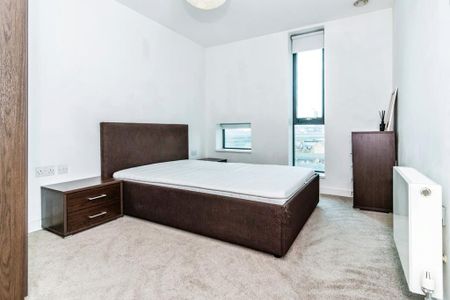 2 bedroom apartment to rent - Photo 2