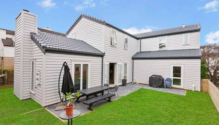 Townhouse with large rooms - Photo 2