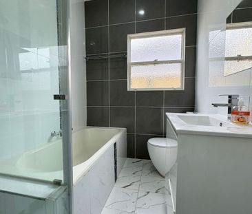 Modern, Spacious Dual-Level Home!! - Photo 2