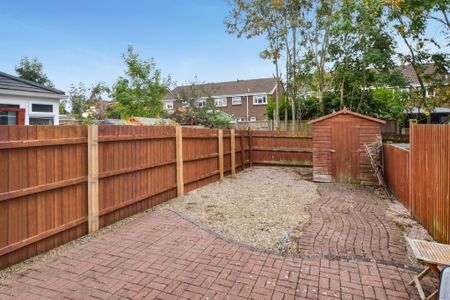 3 bedroom end of terrace house to rent - Photo 5