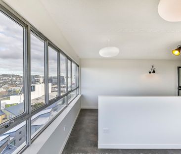 Stylish, Sunny, and Superbly Located Studio - Photo 5