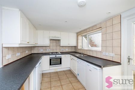 4 bedroom terraced house to rent - Photo 4