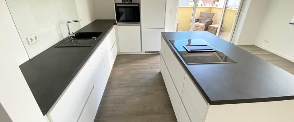 ** Waldrandlage ** Moderne 2-Zimmer-Wohnung mit Balkon in ruhiger Lage - Foto 1