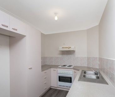 Top Floor 2 Bedroom Apartment in Bonython - Photo 5