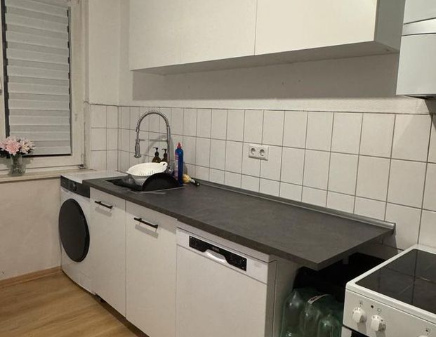 50 WOHNUNG QM FFM BEFRISTET 27.12 - 31.01 - Photo 1