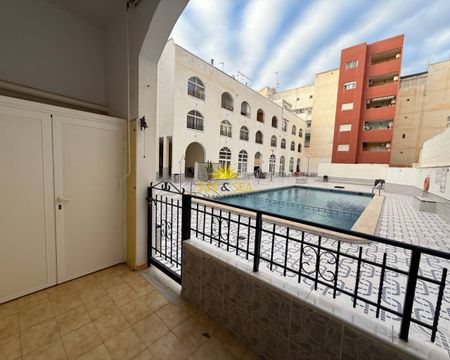 GROUND FLOOR WITH 2 BEDROOMS AND 1 BATHROOM - TORREVIEJA - Photo 5