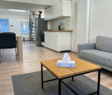 Appartement te huur - foto 2
