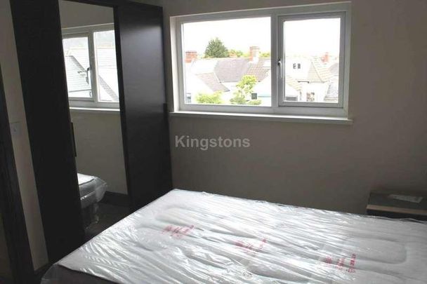 Mackintosh Place, Roath, CF24 - Photo 1