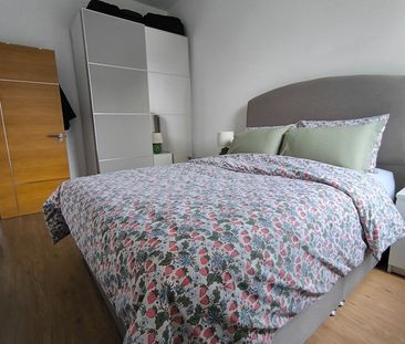 2 Bed Flat, Auriol Road, W14 - Photo 3