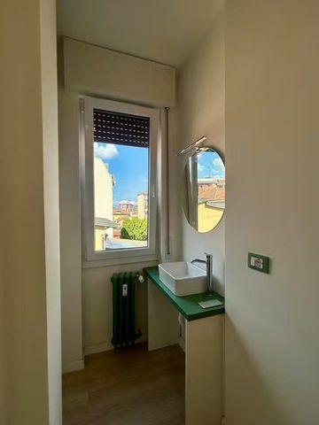 Via Palmanova, Baranzate, Milan, Lombardy 20021 - Photo 5